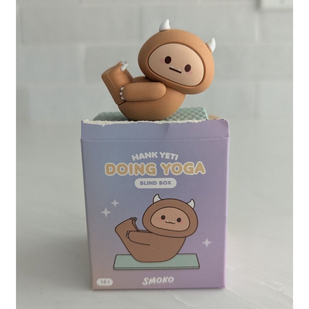 Smoko Yoga Boat Pose